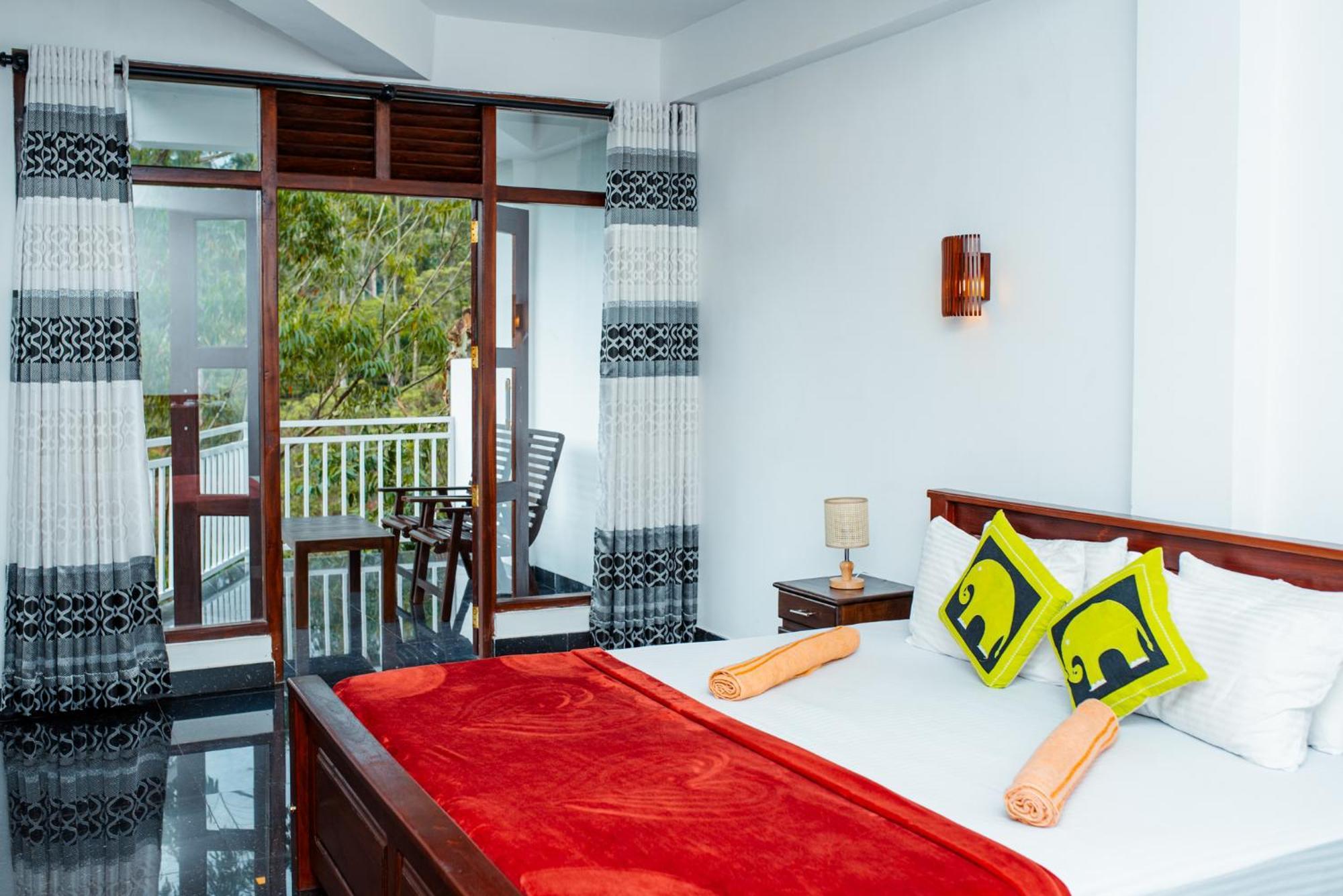 Adams Peak Inn 날라탄니야 외부 사진